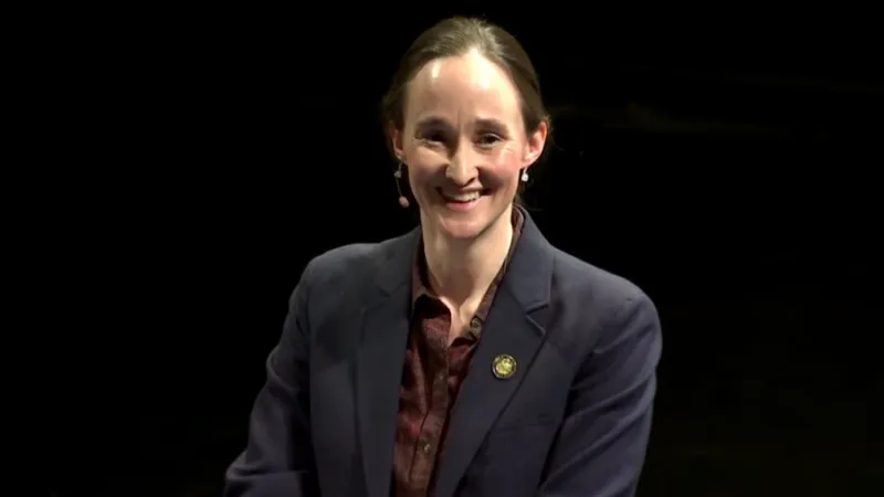 'High-risk move': Political consultant weighs Wilson's endorsement gamble against powerful WA Democrats