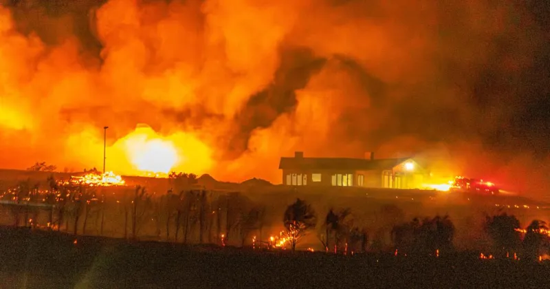 Evacuation notices lifted after Hillcrest Fire in Terrace Heights