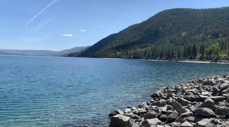 Authorities Search For Man Feared To Have Drowned In Lake Chelan
