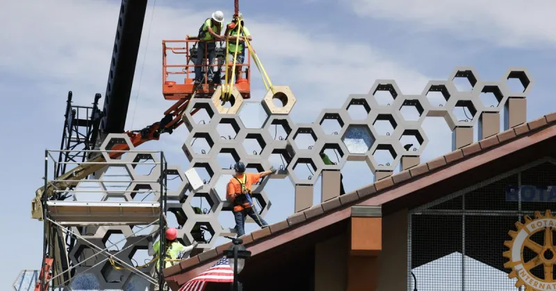 New public artwork takes shape above Yakima Rotary Marketplace