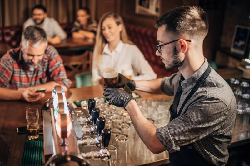 Bartenders Are Sharing the Things They Overheard and Can't Forget