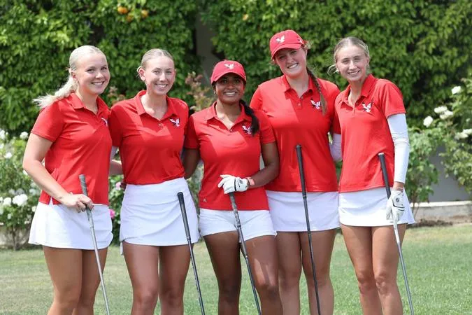 Women's golf places five on WGCA All-American Scholar Team