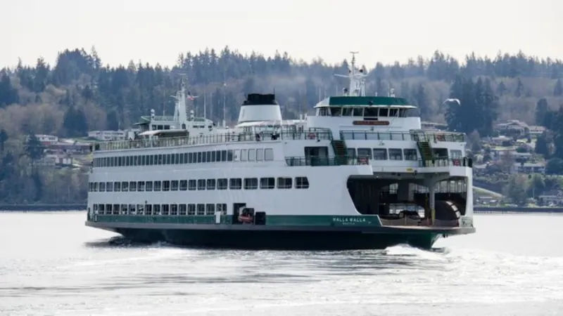 Don't get turned away at the Kingston Ferry, you need a ticket first