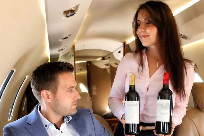 The Airlines With the Best (and Worst) Food and Drinks in 2026