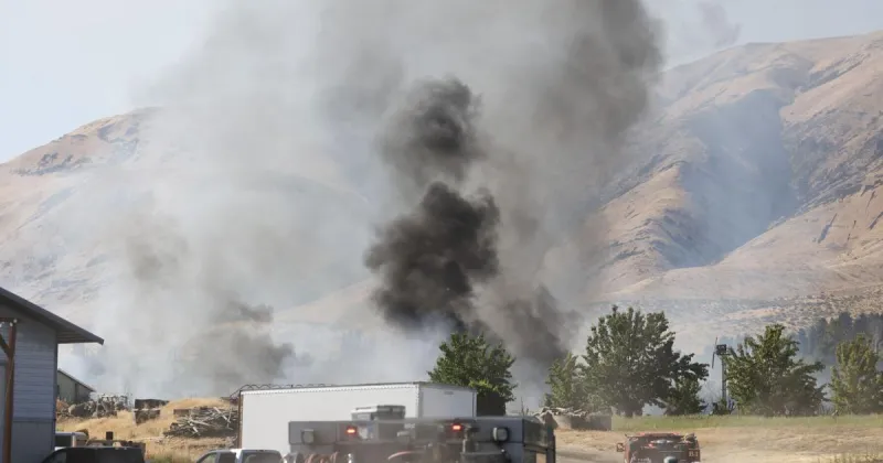 Weather service warns of dangerous fire conditions in Central Washington