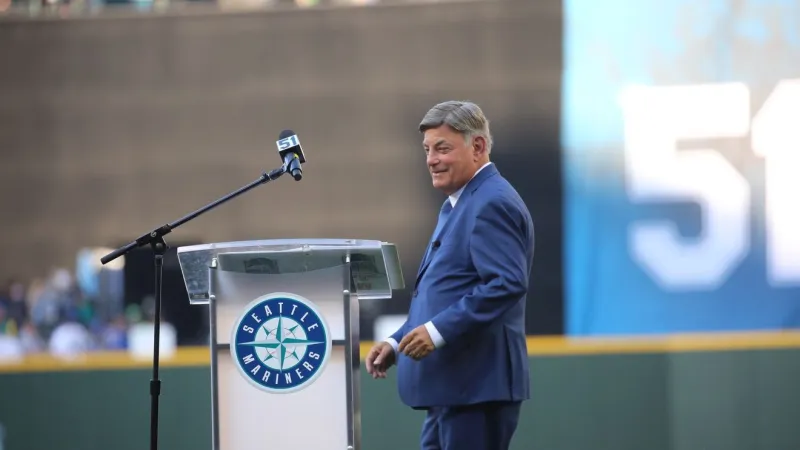 Mariners broadcaster Rick Rizzs selected for team Hall of Fame