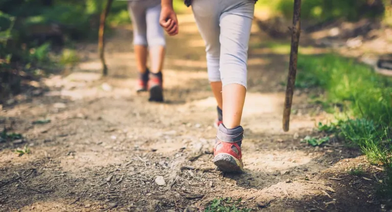 Unspoken hiking rules of the trail in WA. Don't be "that person"