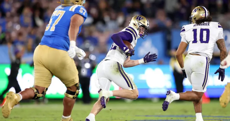 Washington Huskies safeties face higher expectations in fall camp