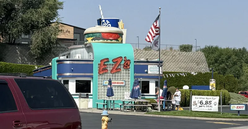 Wenatchee Burger Spot Closed Mondays But Worth The Wait
