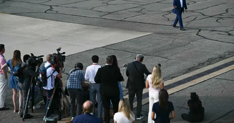 Commentary: Bias is hindering journalism, but maybe not how the right and left assume