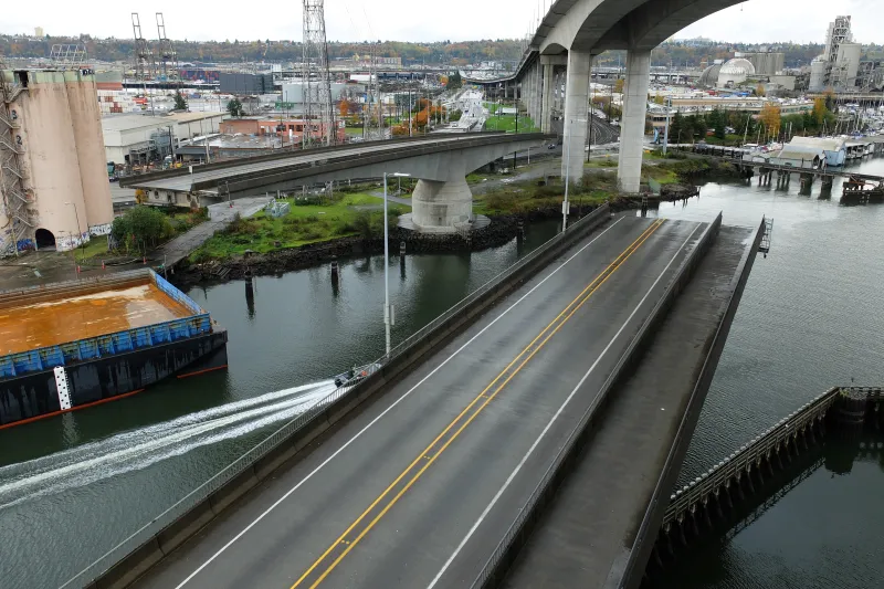 Spokane St Swing Bridge to close to car traffic this weekend for vital repair work