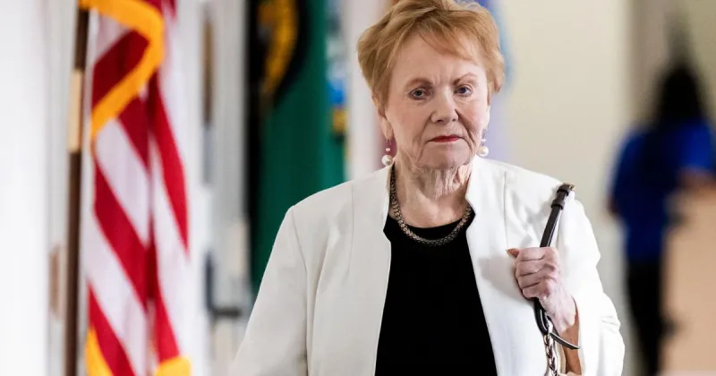 Opinion: Aging Congress members' health concerns underscore needs for term limits