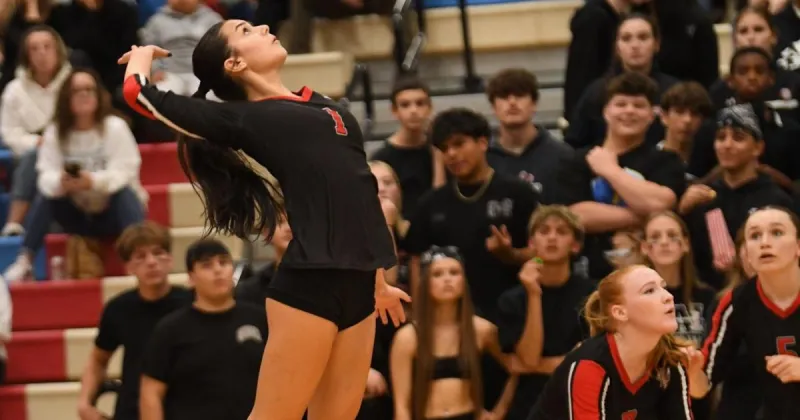Cowlitz County standouts lead LCC volleyball to season opening win