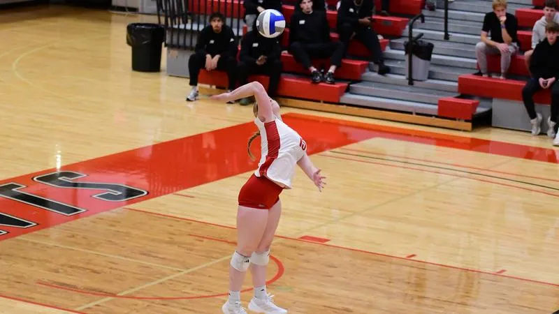 Saints Volleyball splits day one of CSUSB Yotes Classic
