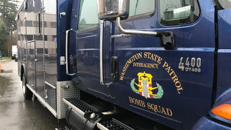 WSP bomb squad uses Seaview beach to neutralize live explosives found in impounded car