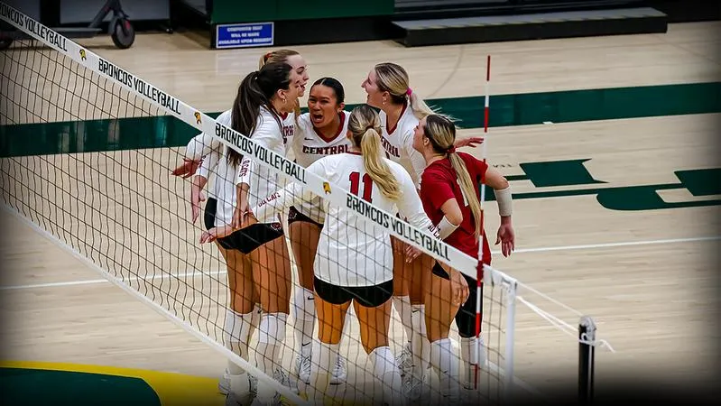 Wildcats Dominate Cal State LA to Complete Sweep