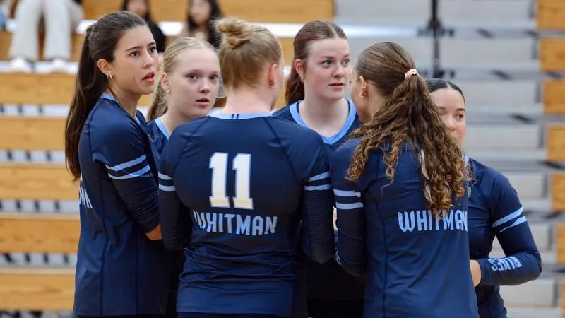 Women's Volleyball Splits A Pair On Opening Day