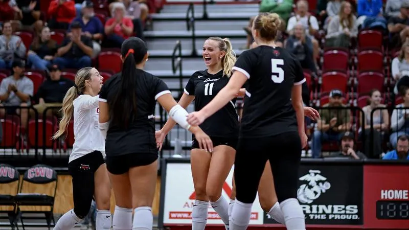 Conference Play Begins as Wildcats Visit Simon Fraser and Western Washington