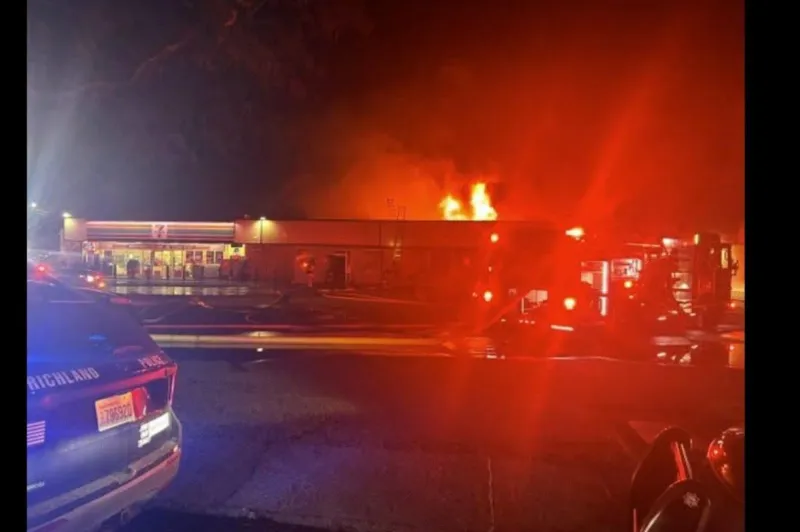 Early Morning Fire Damages Richland Commercial Building and Wright Ave. 7-11