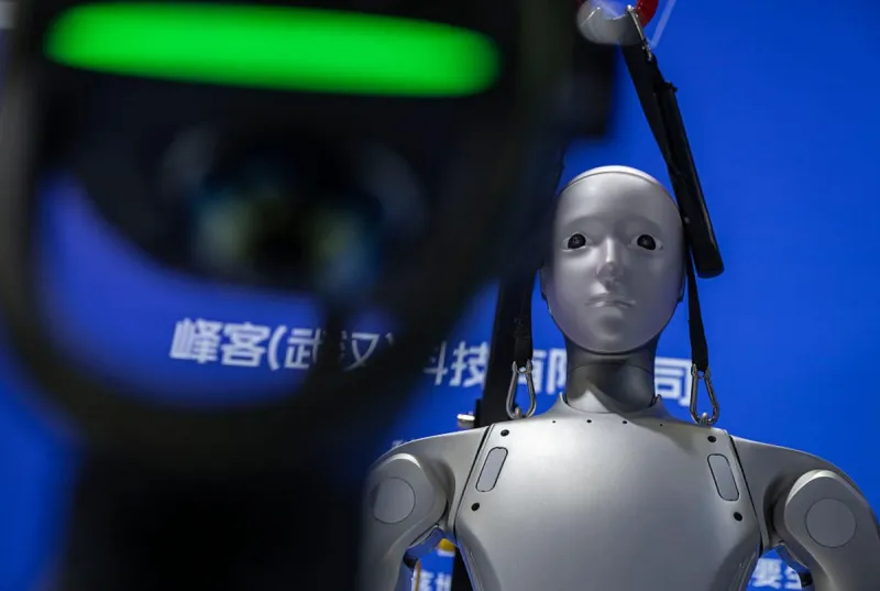 Microsoft's New AI 'Code of Ethics' as Experts Warn of AI 'Threats'