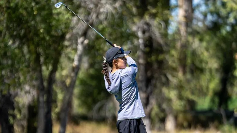 Saints Women's Golf opens season with ninth-place finish at Travis Roy Memorial