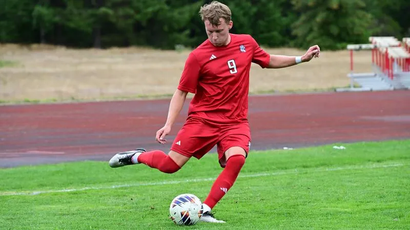 Men's Soccer falls to St. Mary's in Salem