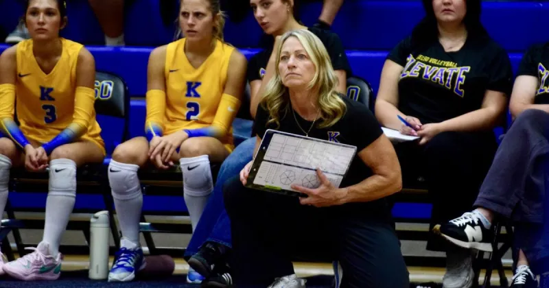 Volleyball Roundup: Kelso improves to 6-0