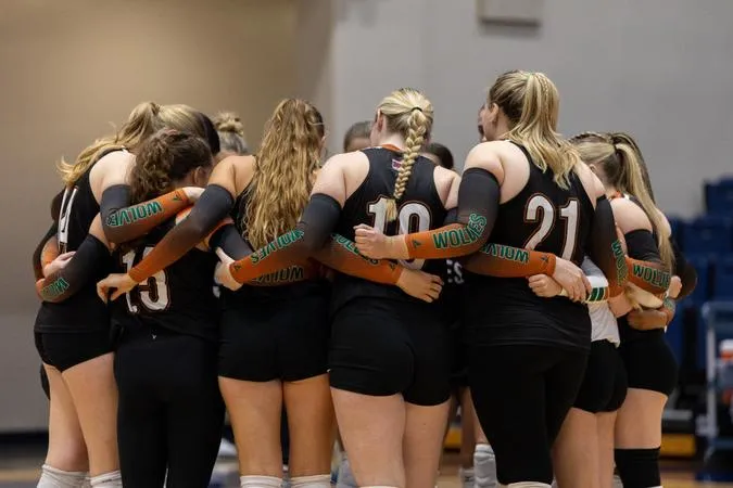Wolves Take Down Eagles in Five-Set Thriller