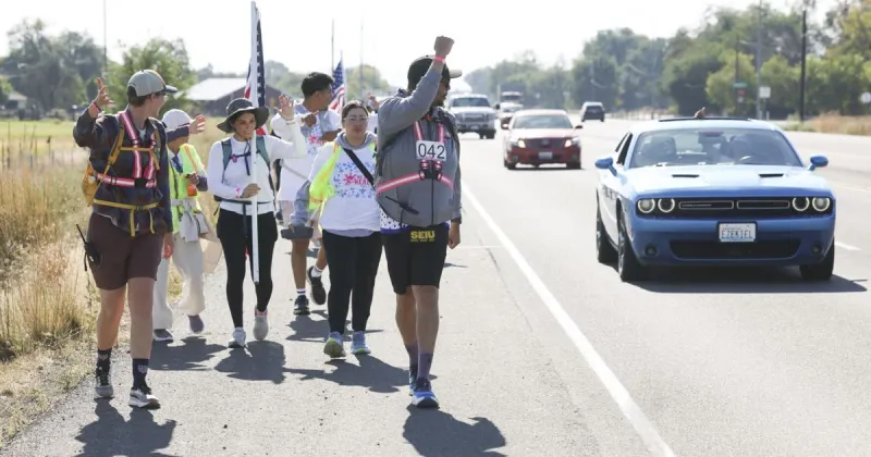 Estamos Aqu walk supports immigrant workers, families in Yakima Valley