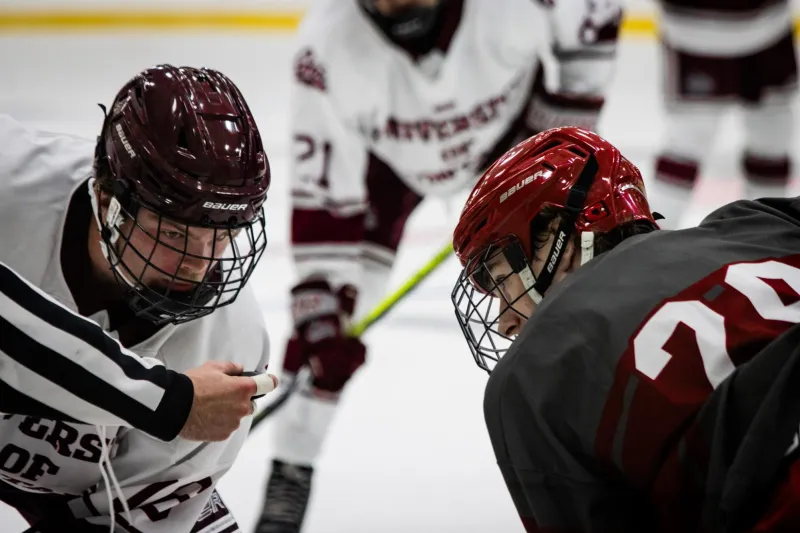 WSU hockey falls 5-2 to Montana in a tight contest