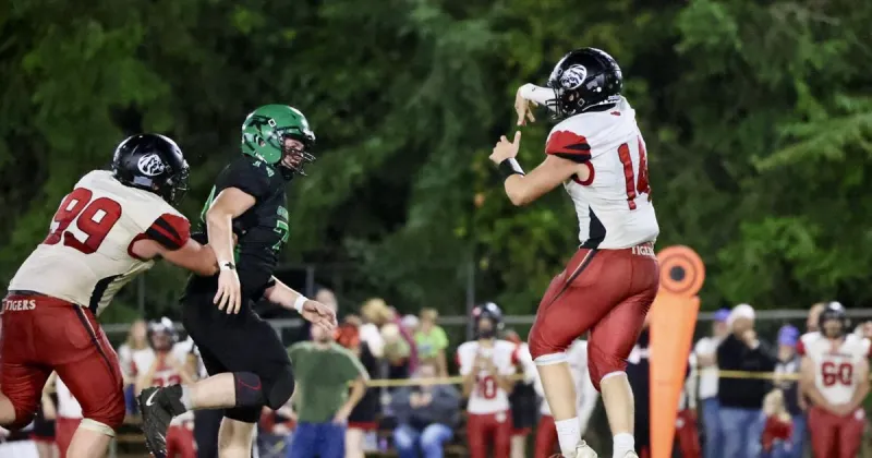 Clatskanie football overwhelms Nestucca