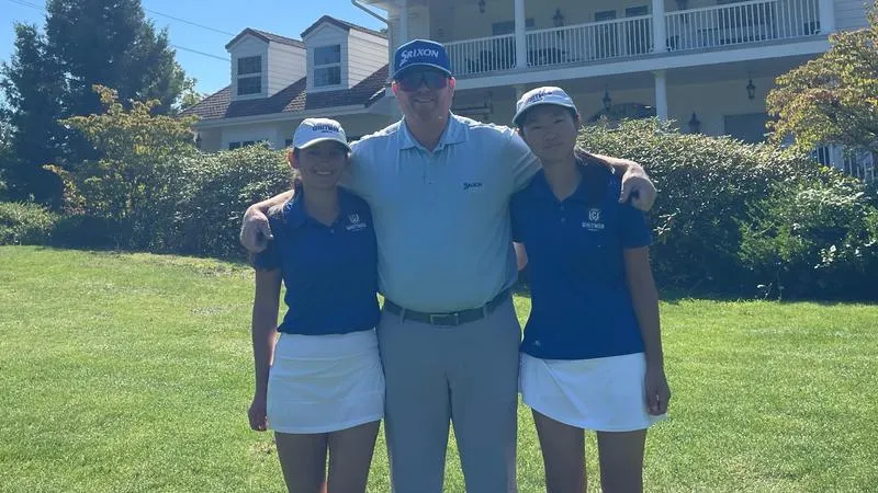 Torres, Jang Finish Sixth At Bearcat Invite