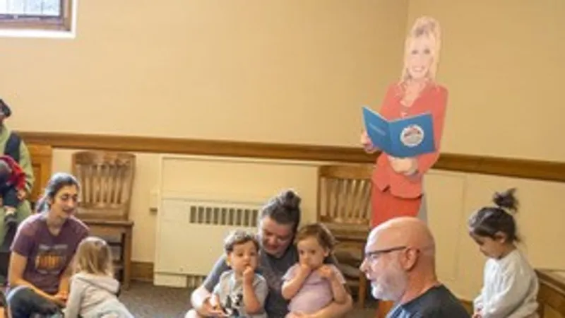 Seattle proclaims Sept. 25 as Dolly Parton Day during themed story hour