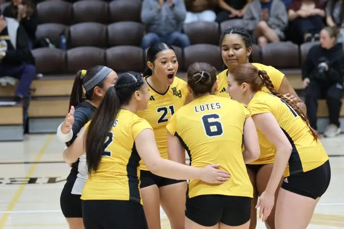 Lutes Axe Loggers in Battle of NWC Heavyweights