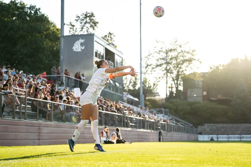 Ashlyn Dvorak named Pac-12 defensive player of the week