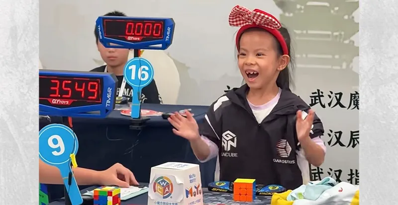 6-year-old Chinese girl sets women's Rubik's Cube speed record