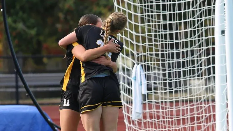 Novotny Goal Not Enough to Extend 35-Game NWC Streak