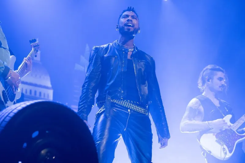 Watch Miguel on Austin City Limits