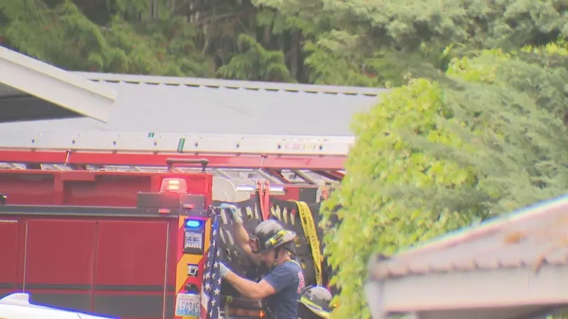 25 people displaced after apartment fire in Federal Way