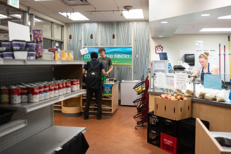UW defeats WSU in 3rd Annual Food Pantry Competition