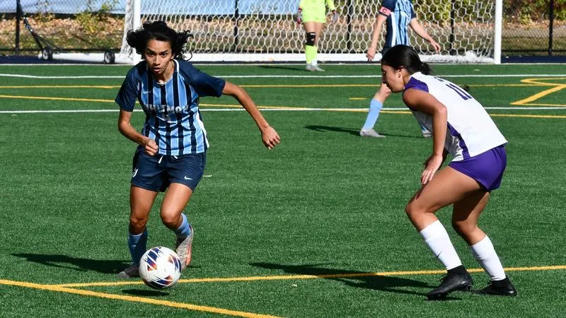 Women's Soccer Handles Pacific In NWC Road Contest