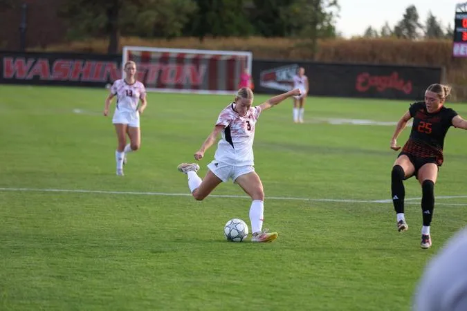 Eagles Battle Bengals to Scoreless Draw