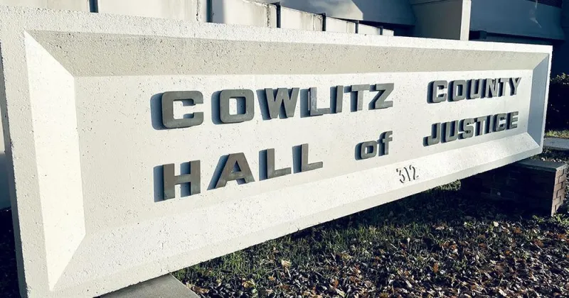 Media outlets battle Longview district over release of Cloninger records