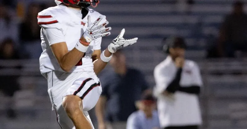 Prep football roundup: East Valley shuts out Ellensburg to stay unbeaten
