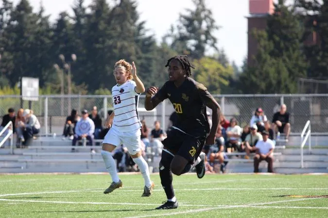 Murega Muscles Lutes Past Wildcats, 1-0