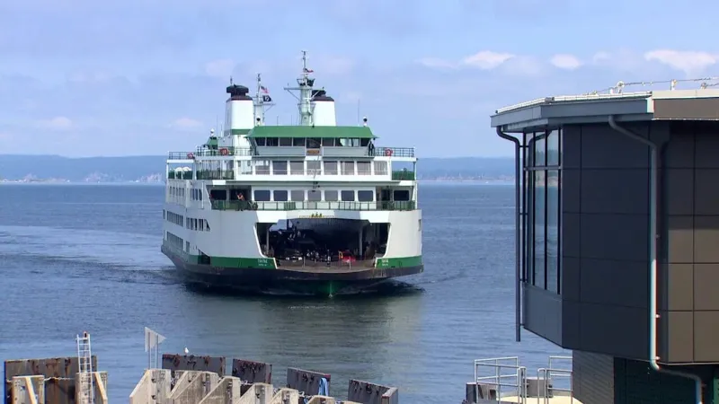 Crew shortages disrupt Washington State Ferries, canceling, cutting service Monday