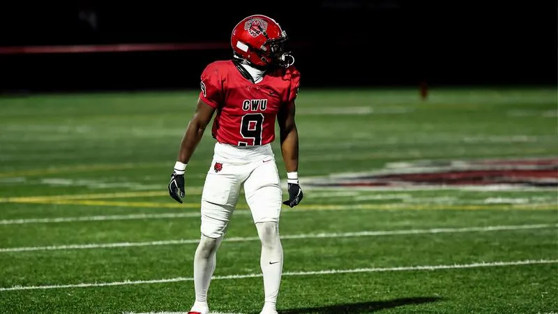 Featherstone Earns LSC Special Teams Player of the Week
