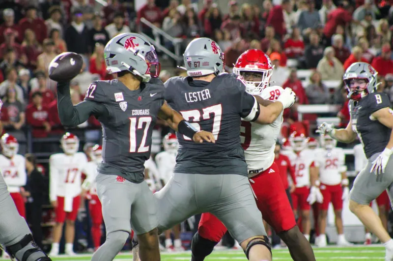 Cougars' offense stalls out in blowout loss to Bulldogs