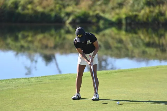 Women's Golf 6th at Fall Classic