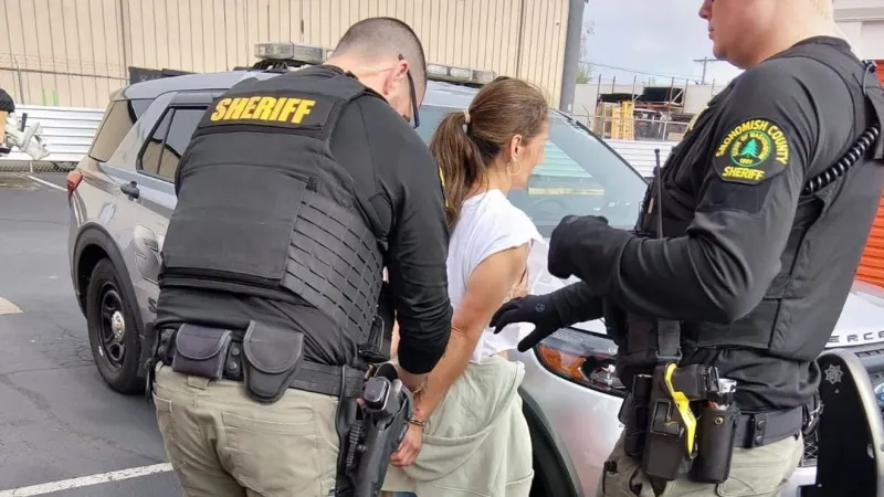 Lynnwood mother arrested in 2022 death of 2-year-old child, sheriff's office says